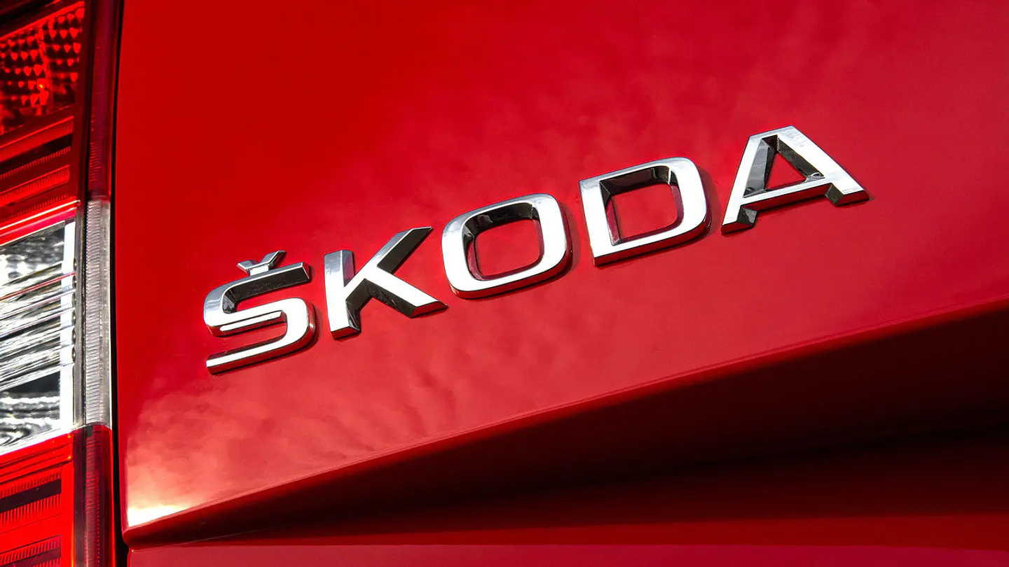 Logo Emblema Para Skoda 3