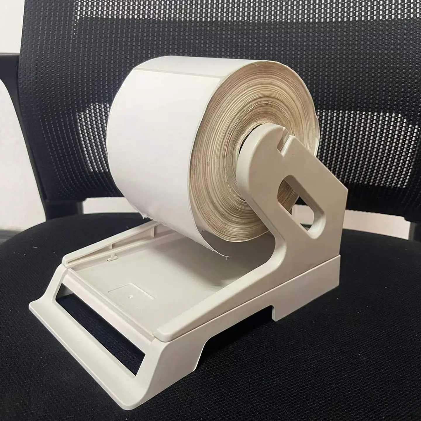 Soporte Porta Etiquetas Térmicas Adhesivas Rollo O Plegadas Negro 10