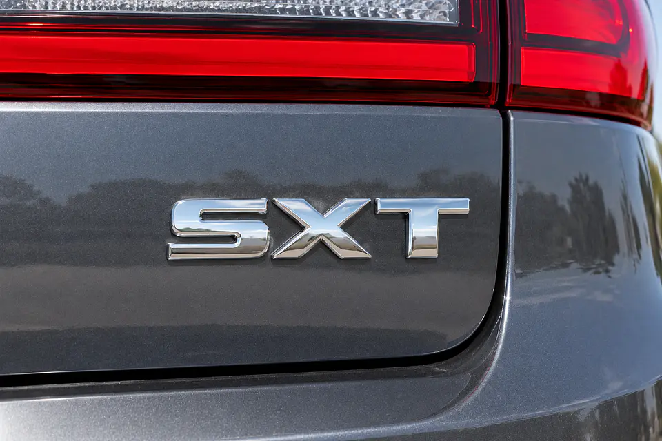 Logo Emblema Para Dodge Sxt 11.3x2.5cm Cromado 2
