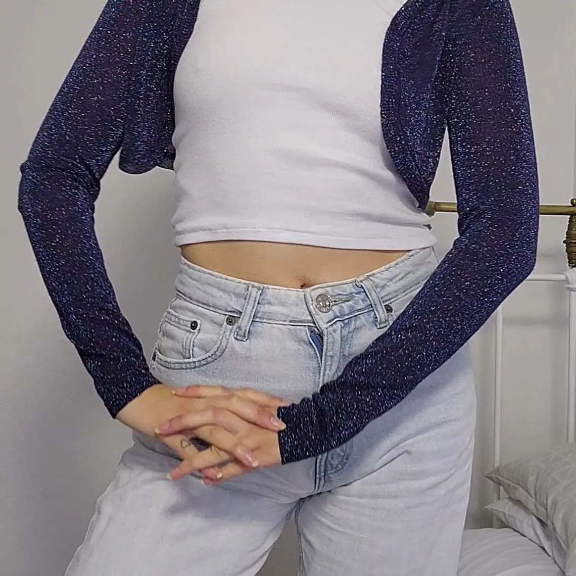 AB0210 1