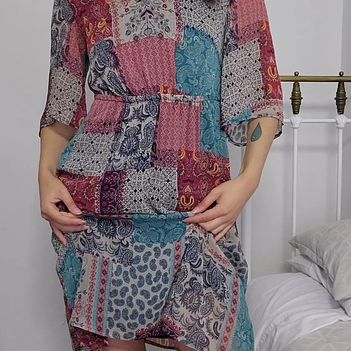 AB0048 1