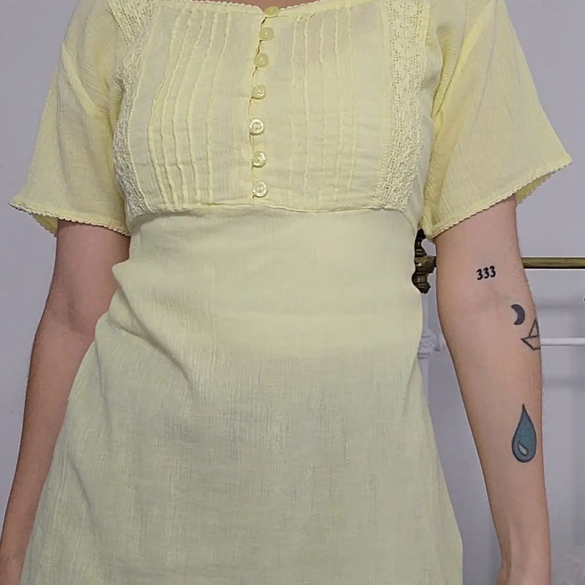 AB0099 1