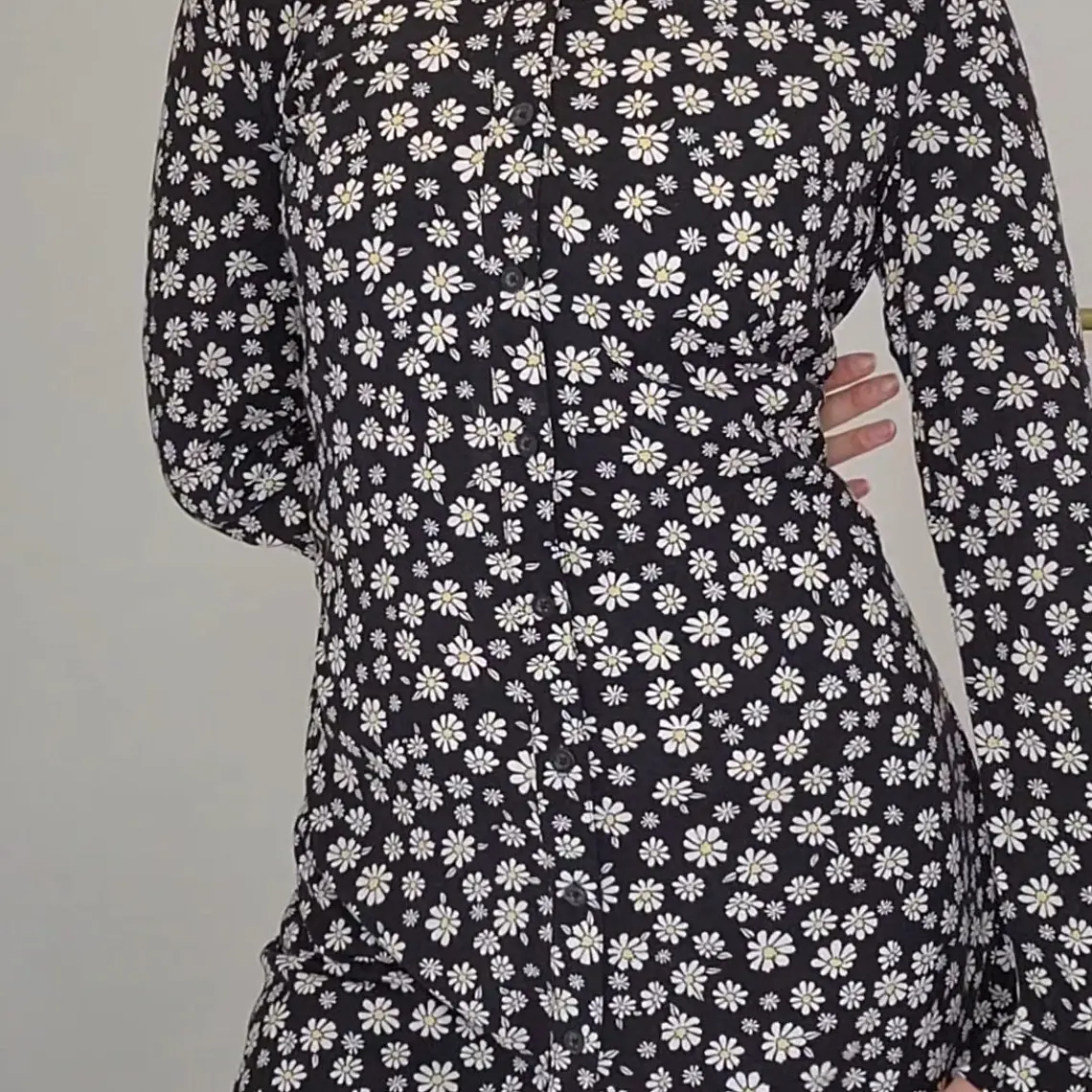 AB0452 1