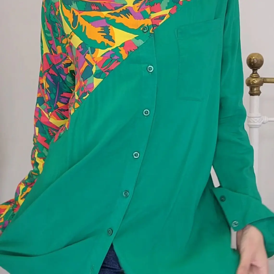 AB0561 1