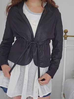 AB0673