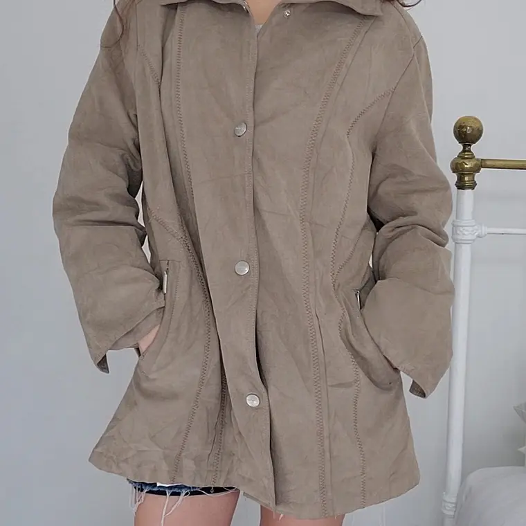 AB0686 1