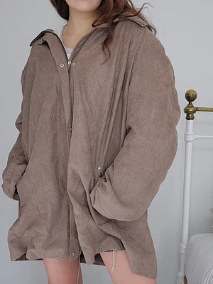 AB0687