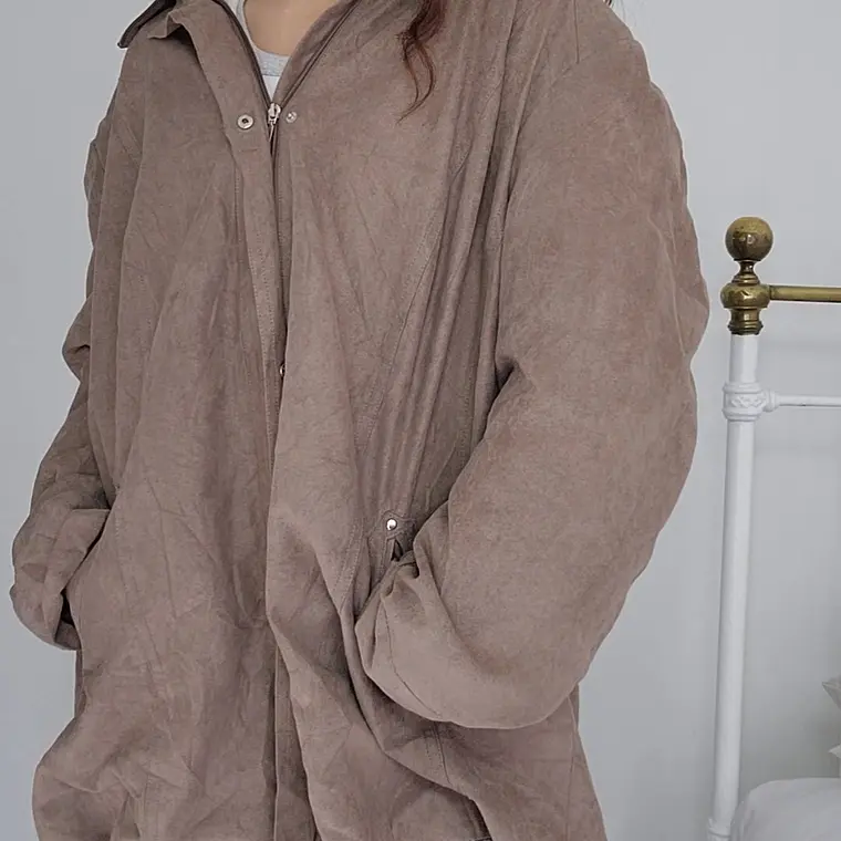AB0687 1