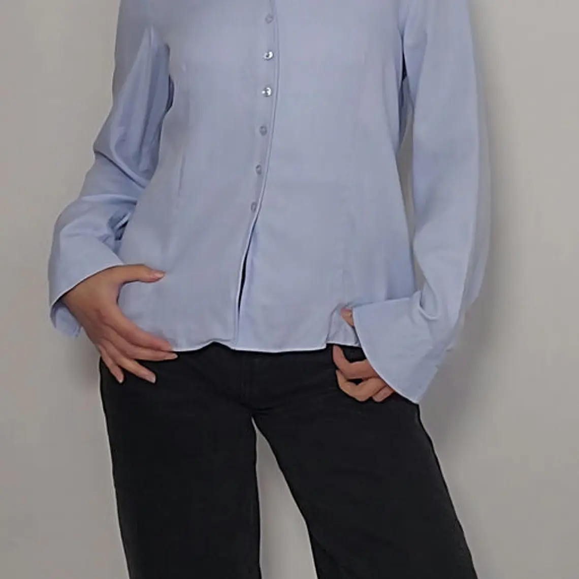 AB0832 1