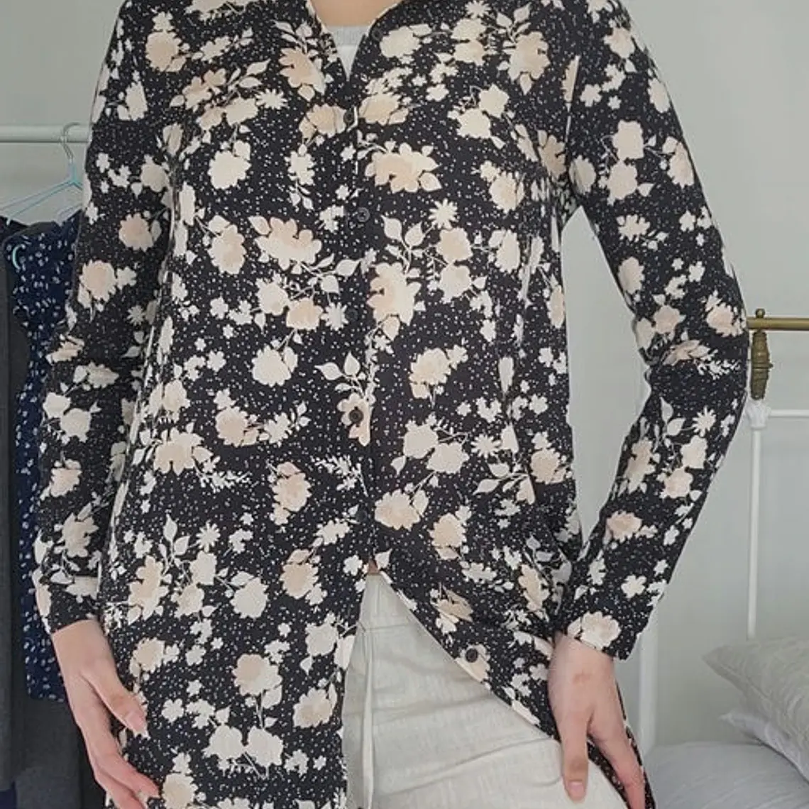 AB0712 1