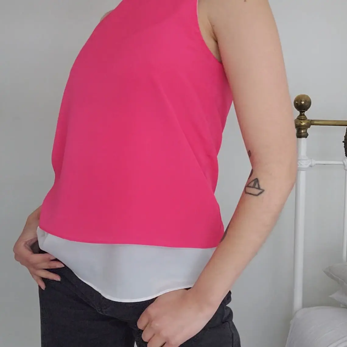 AB0022 1