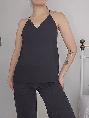 AB0037