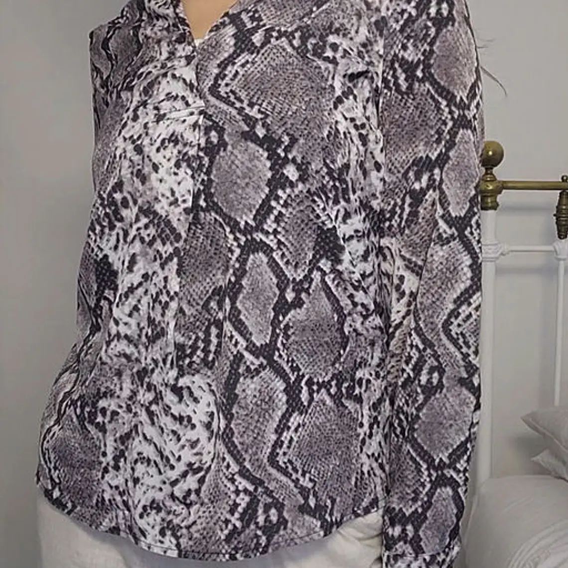 Blusa Gris, Negro · T-M · AB0904 1
