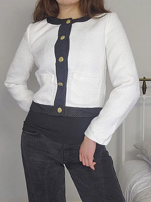 AB0922