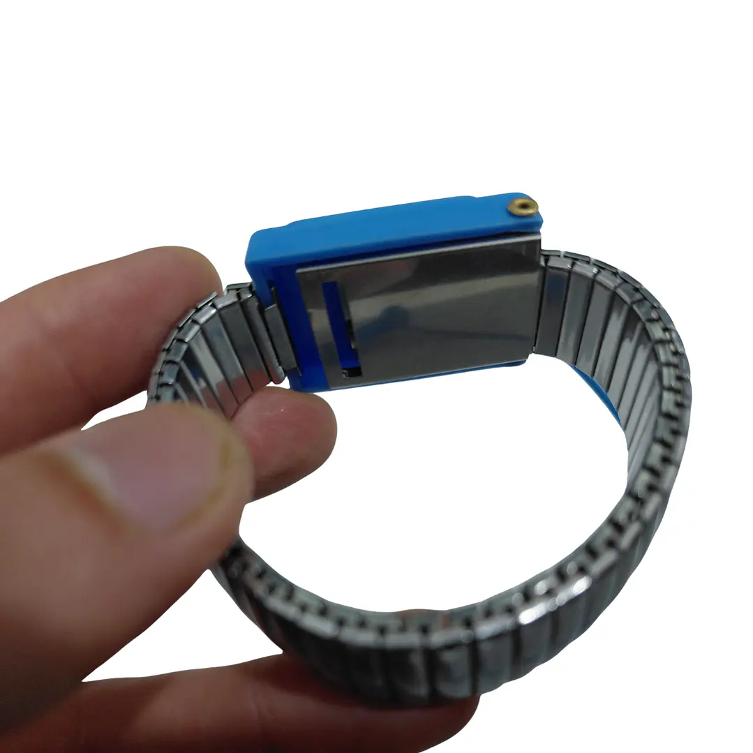 Pulsera Antiestática Metálica con Cable Espiral 2.5 m 9