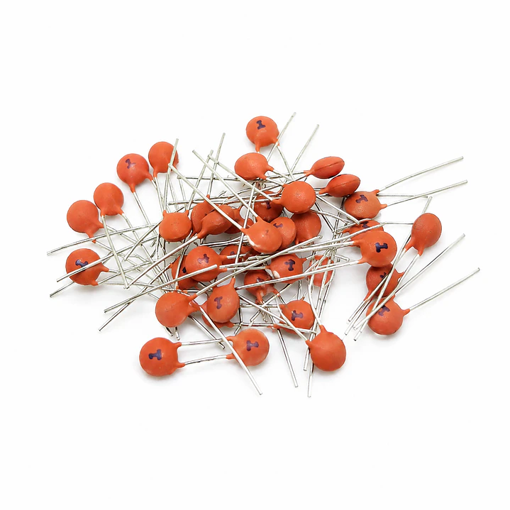 Kit 300 Capacitores Cerámicos 30 Valores 2pF-100nF 10 c/u 4