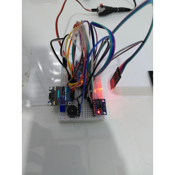 Prototipo Electrónica Ensamblado Alarma OLED Arduino 7
