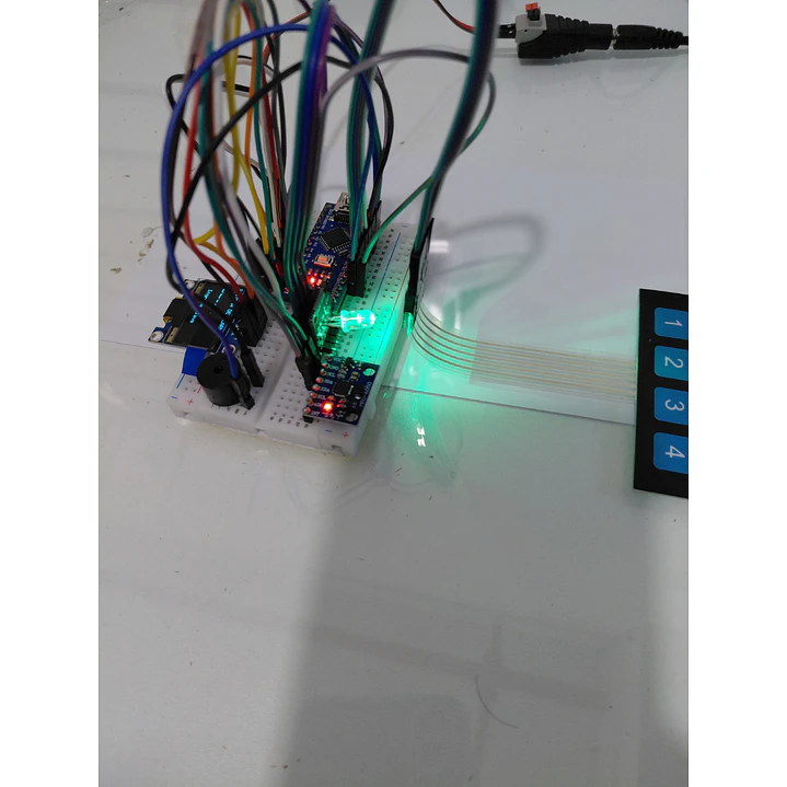 Prototipo Electrónica Ensamblado Alarma OLED Arduino 9