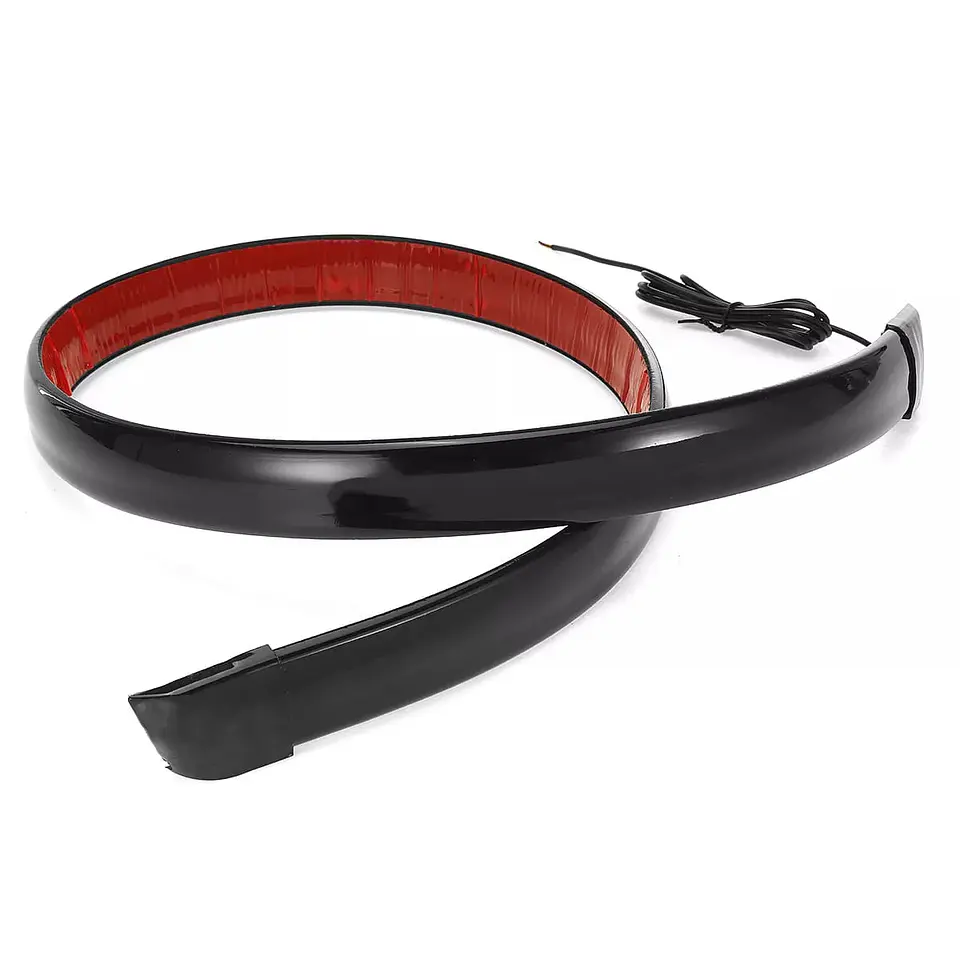 Lip Alerón trasero tunning de goma NEGRO con luz LED 4
