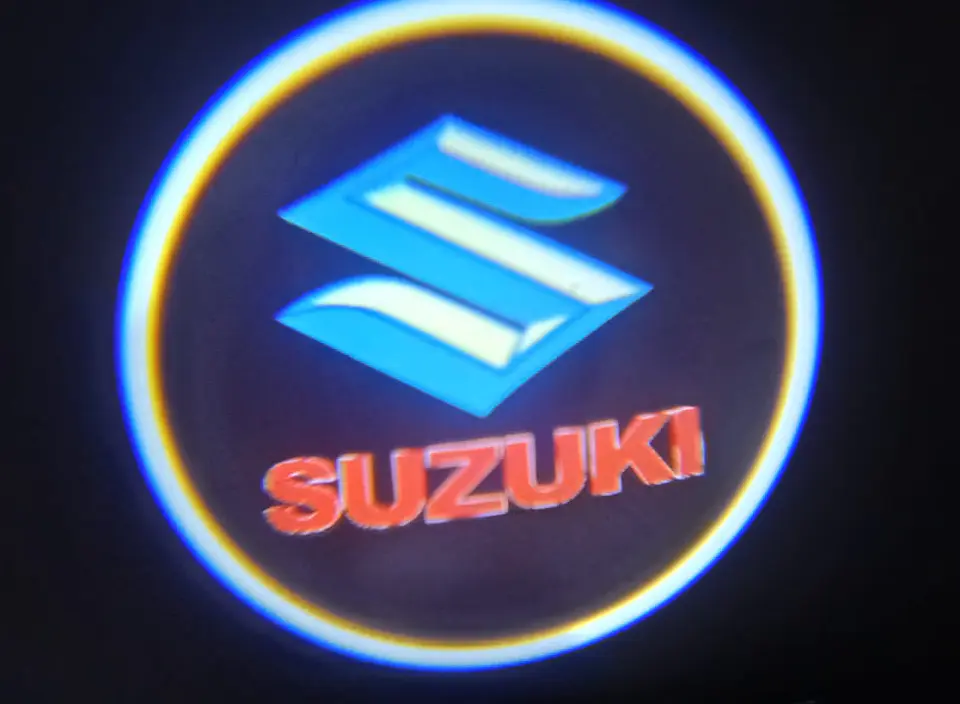 X2 luces LED cortesía puertas (a batería triple A) - Suzuki 2