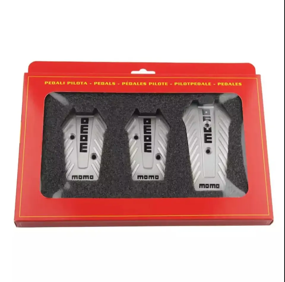 Set cubre pedades de auto Momo 3 piezas de aluminio tunning 6