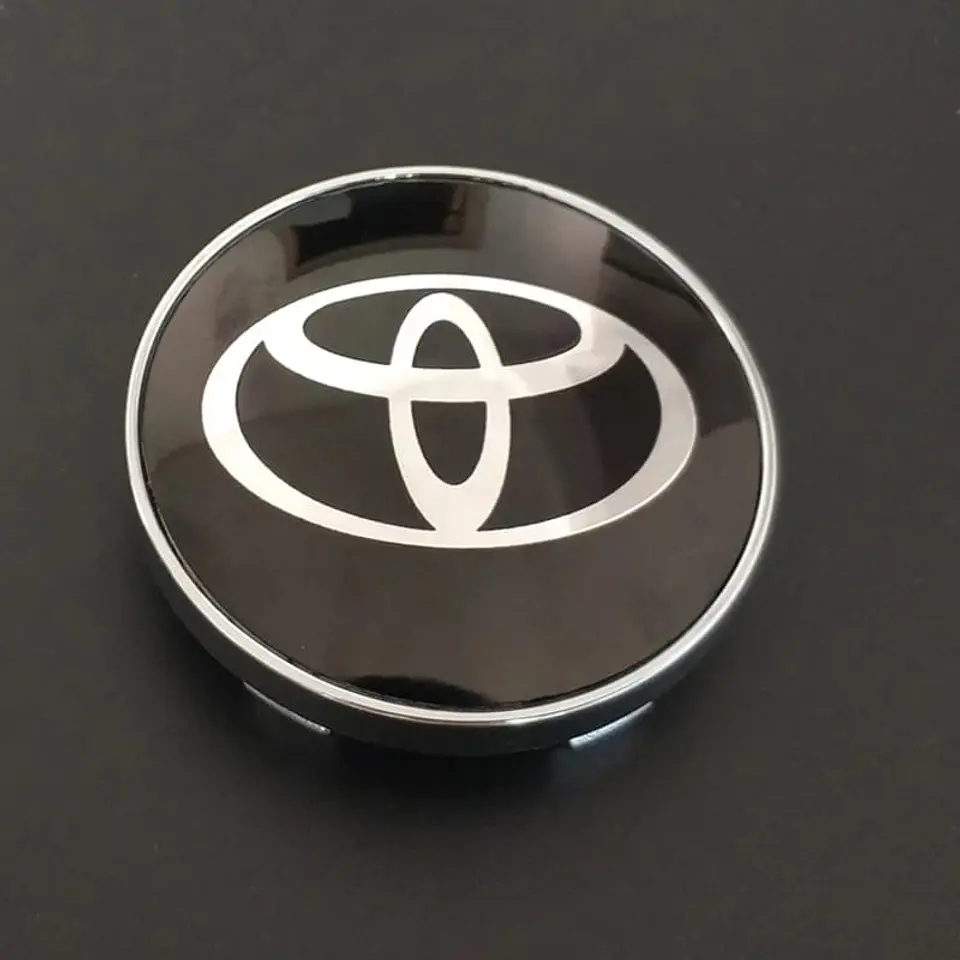 Set X4 Tapa centro de Llantas de autos Toyota negro con plateado 3