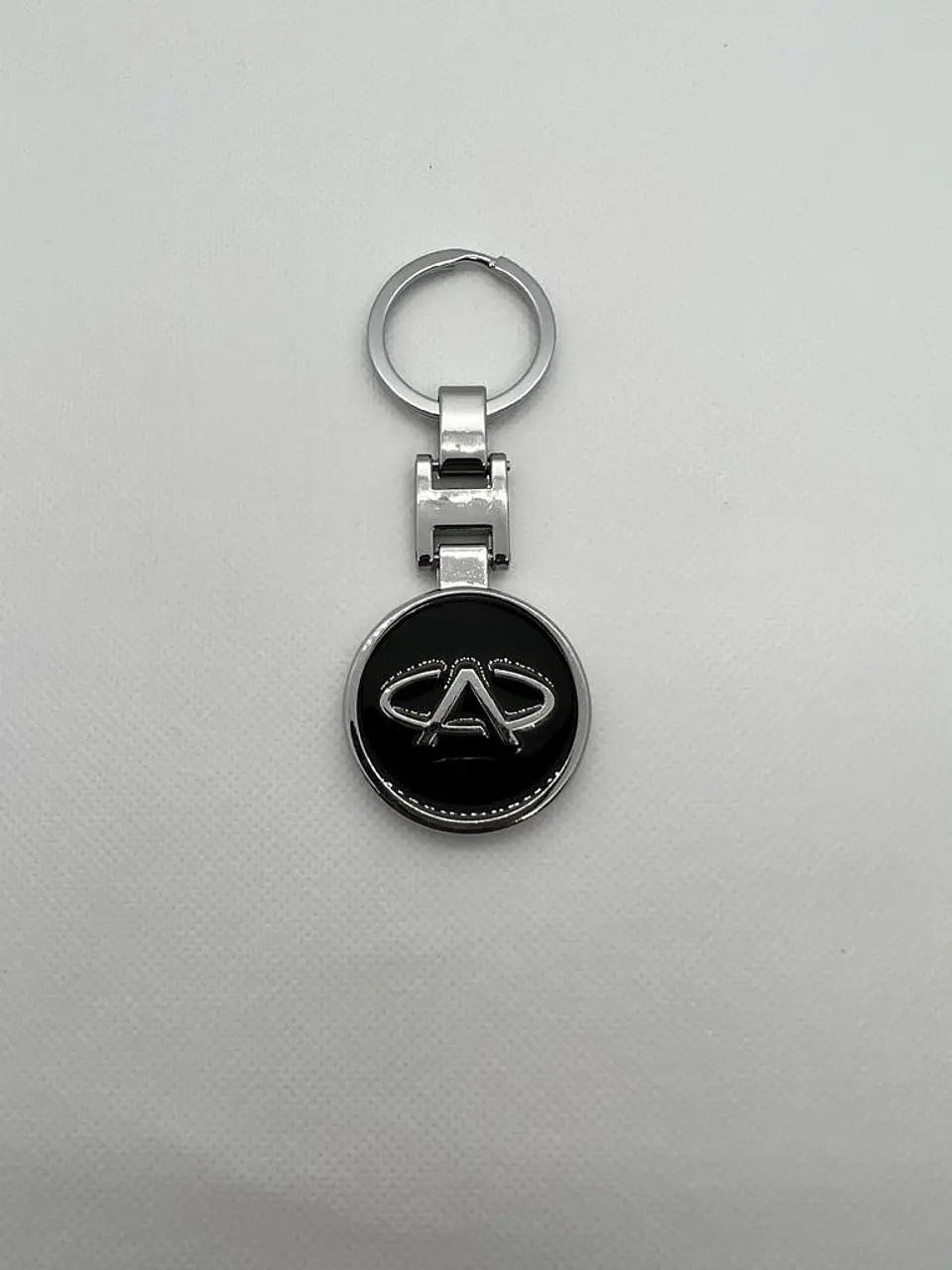 Llaveros de marcas de auto metal cromado con logo Chery 1