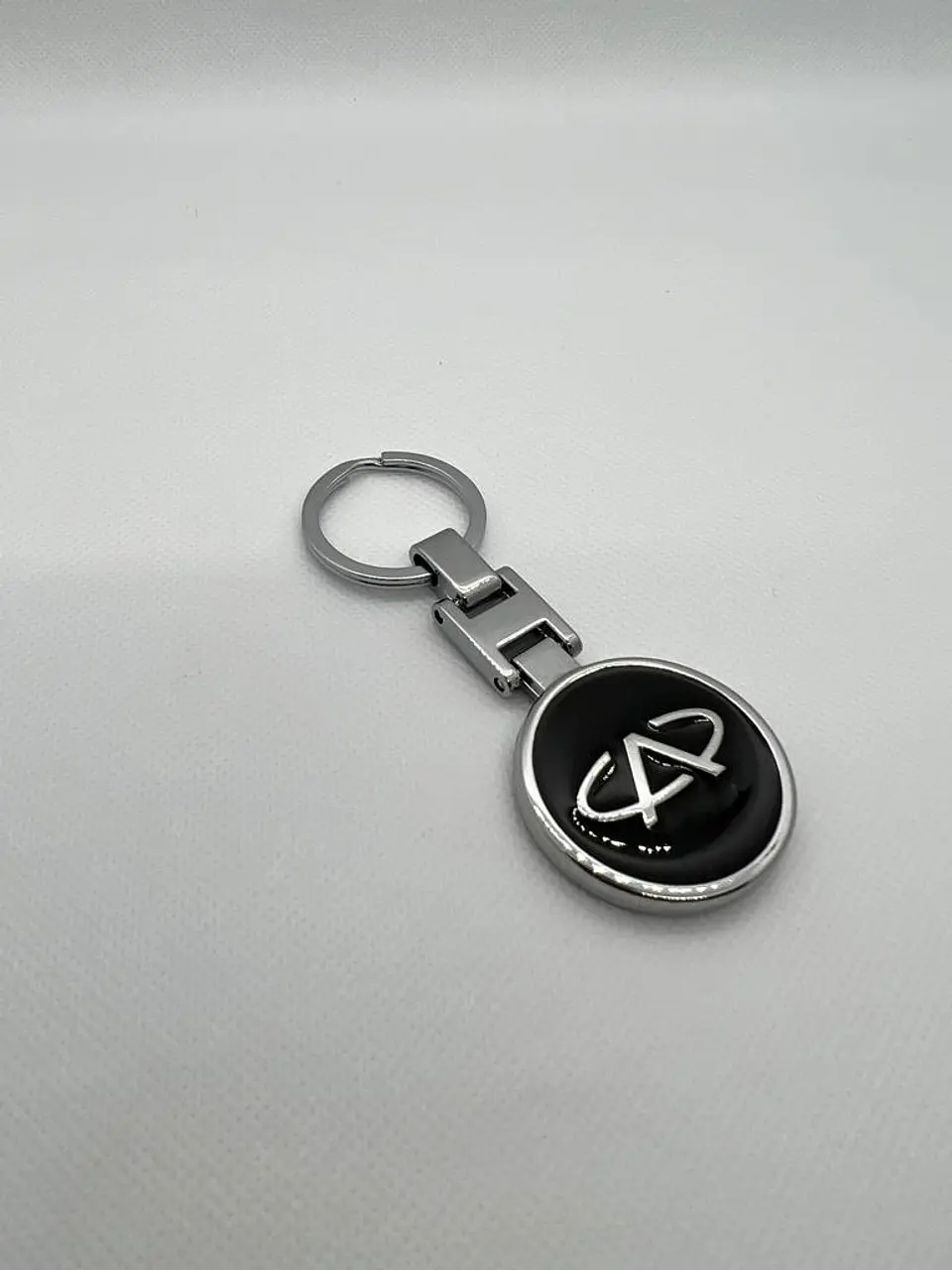 Llaveros de marcas de auto metal cromado con logo Chery 3