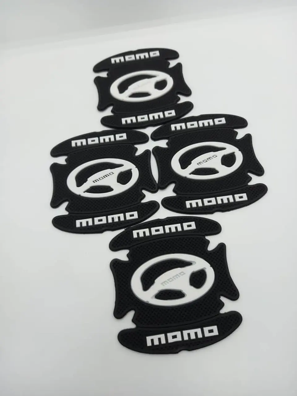 Set 4 piezas Antiarañazos para cuenco de manilla de autos MOMO 6