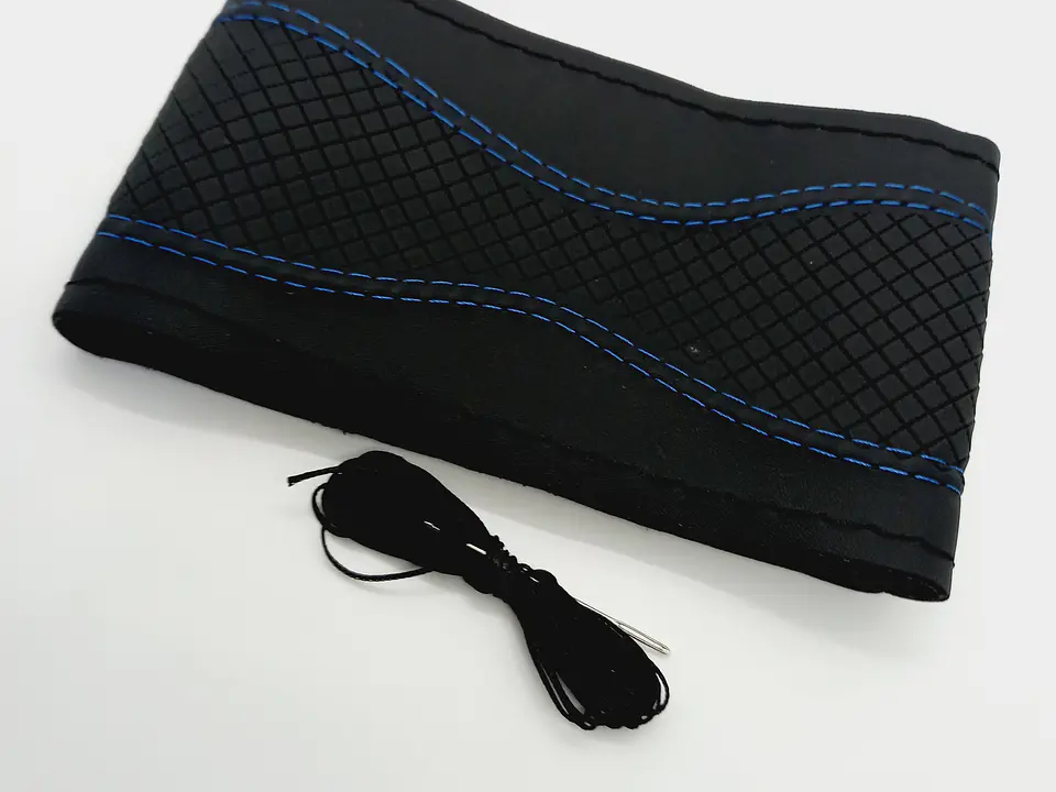 Forro volante cosido hilo Azul diseño cuadros 2