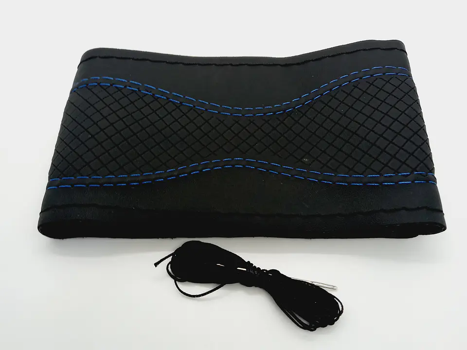 Forro volante cosido hilo Azul diseño cuadros 3