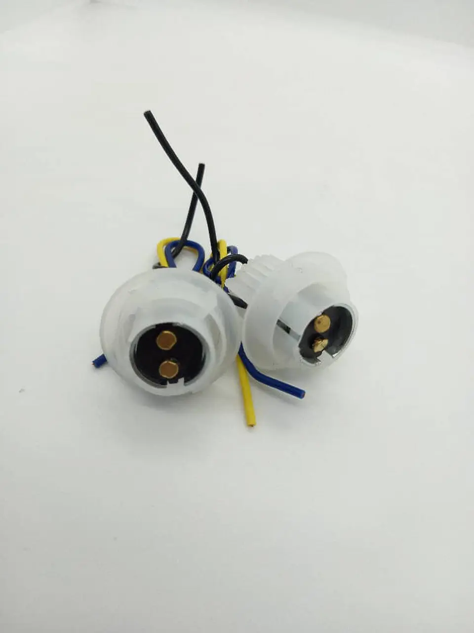 X2 socate para luz 2 contacto alta y baja universal 3