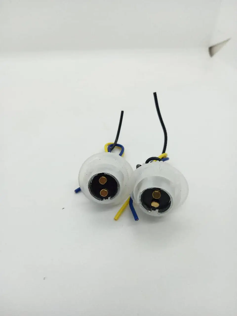 X2 socate para luz 2 contacto alta y baja universal 5