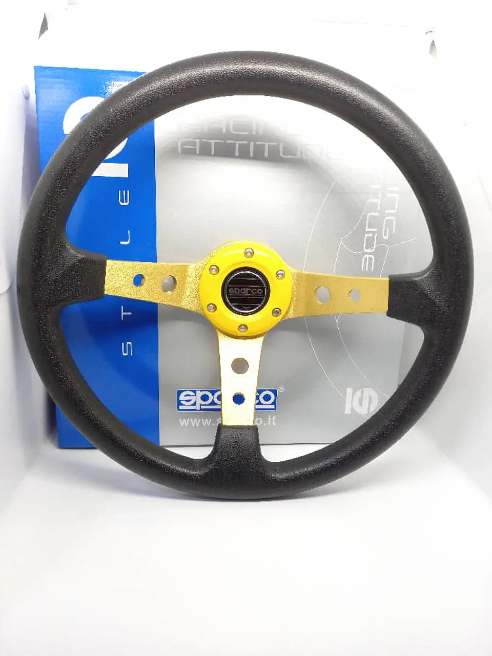 Volante deportivo universal Sparco con botón de bocina - dorado 5