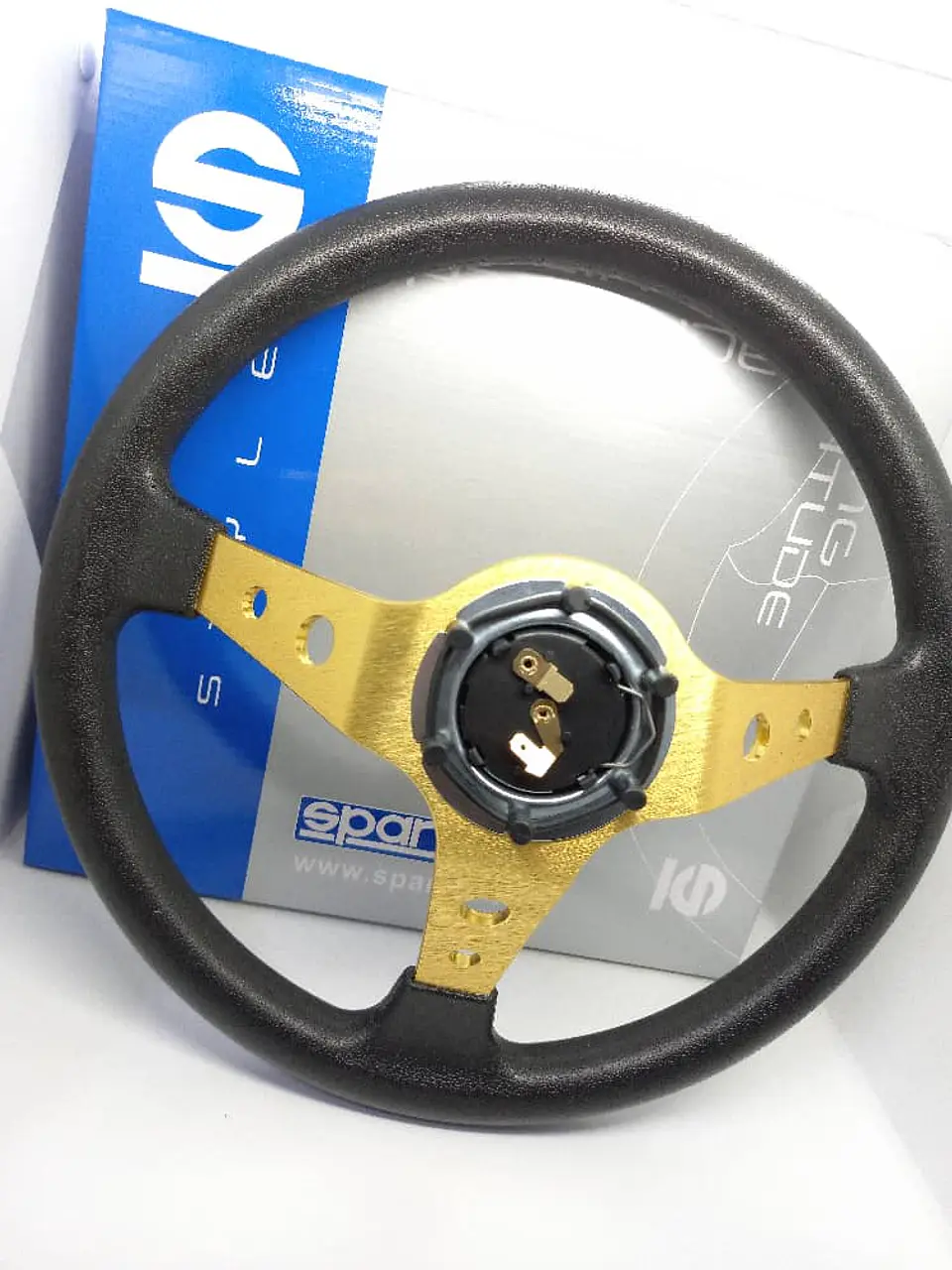 Volante deportivo universal Sparco con botón de bocina - dorado 8