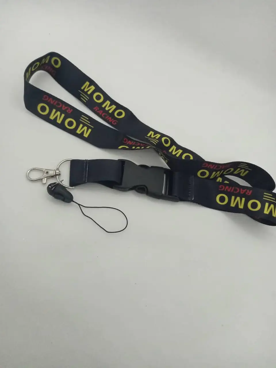 Llavero Lanyard porta llaves y credencial - MOMO 4
