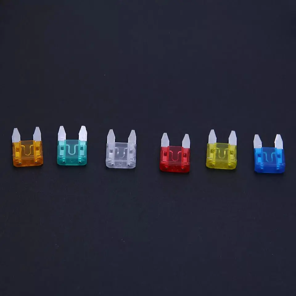 Juego de fusibles en blister de tamaño - mini patas cuchilla 6