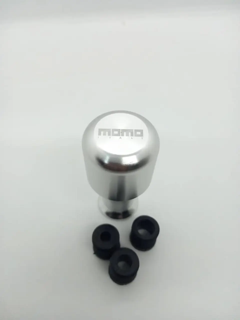 Pomo perilla de palanca de cambios tunning MoMo universal 1