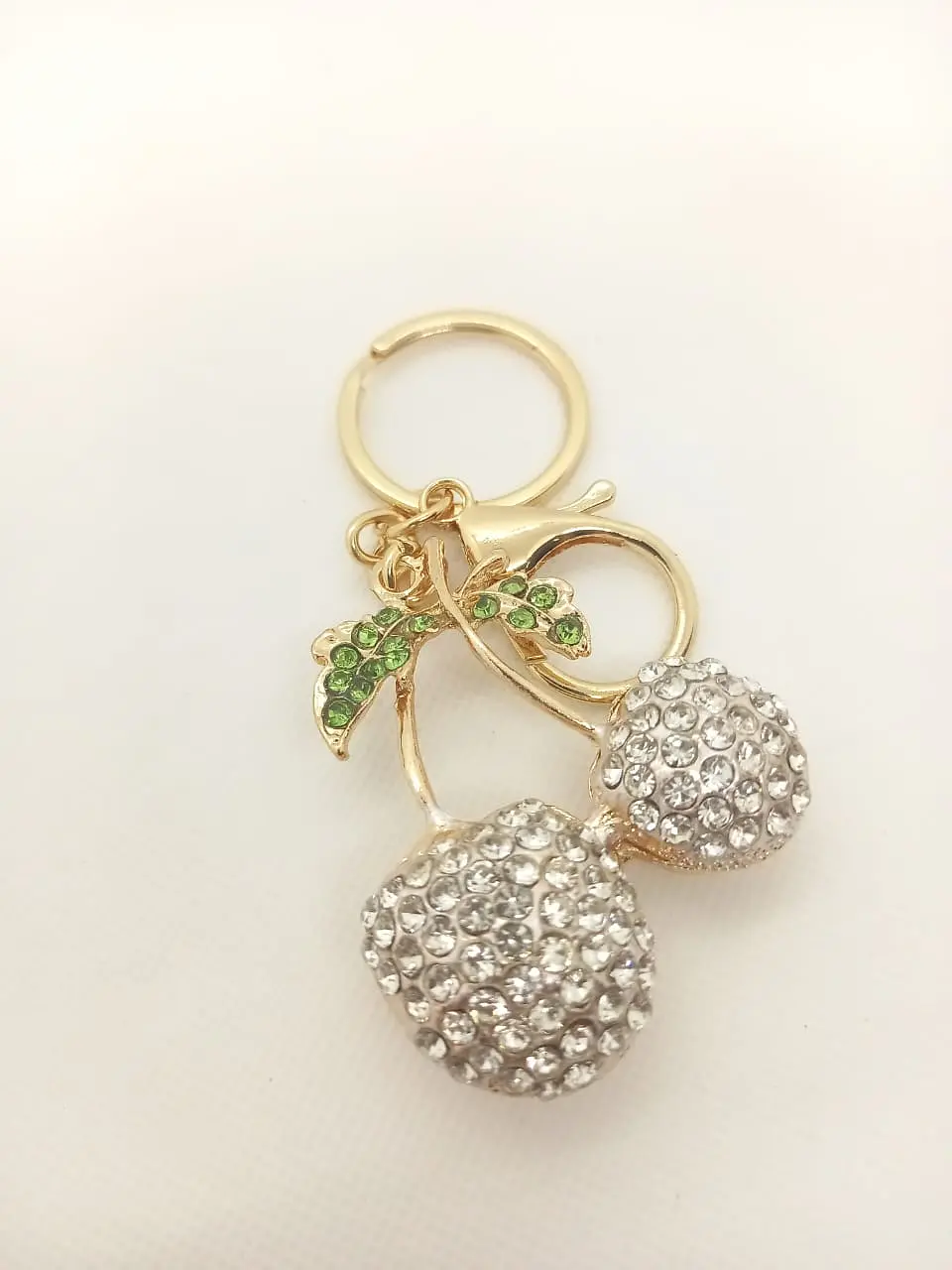 Llaveros de metal con imitación de diamantes diseño cerezas blancas 6