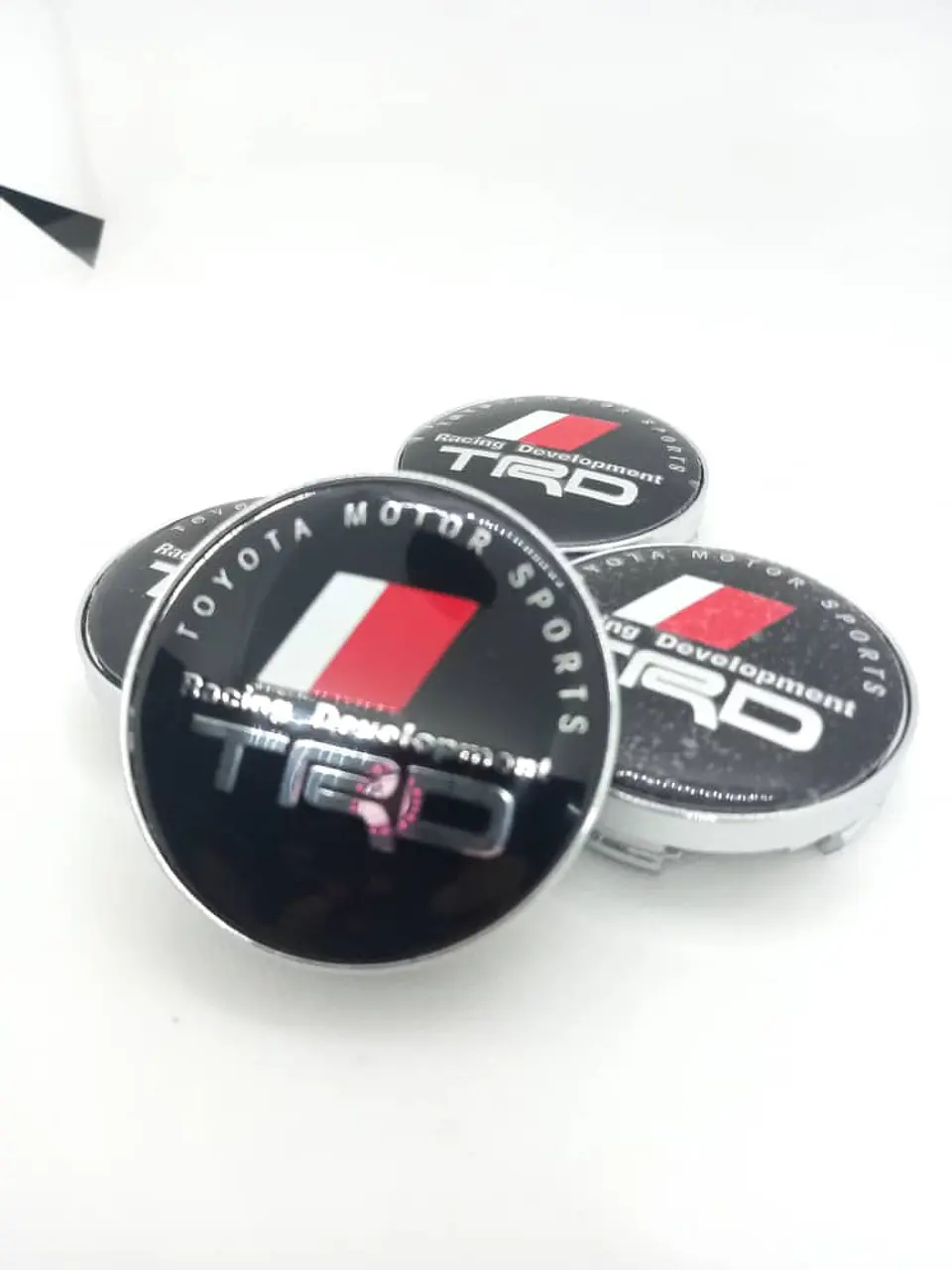 Set X4 Tapa centro de Llantas de autos universal marca TRD negra 6