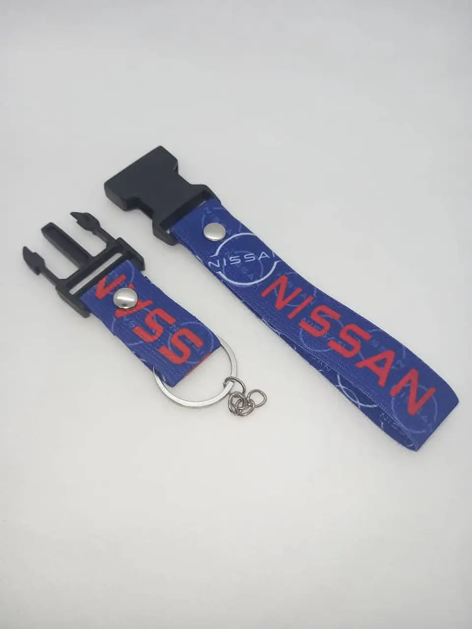 Llavero Lanyard elástico porta llaves y credencial - Nissan 3