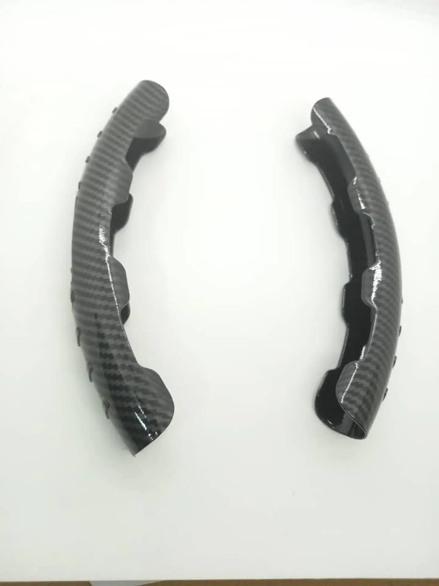 Cubre volante cubierta embellecedor antideslizante de auto, 2 piezas 18