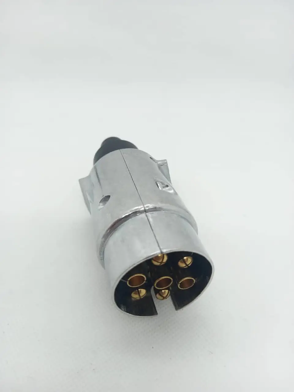 Enchufe macho de aleación de aluminio para carro 4