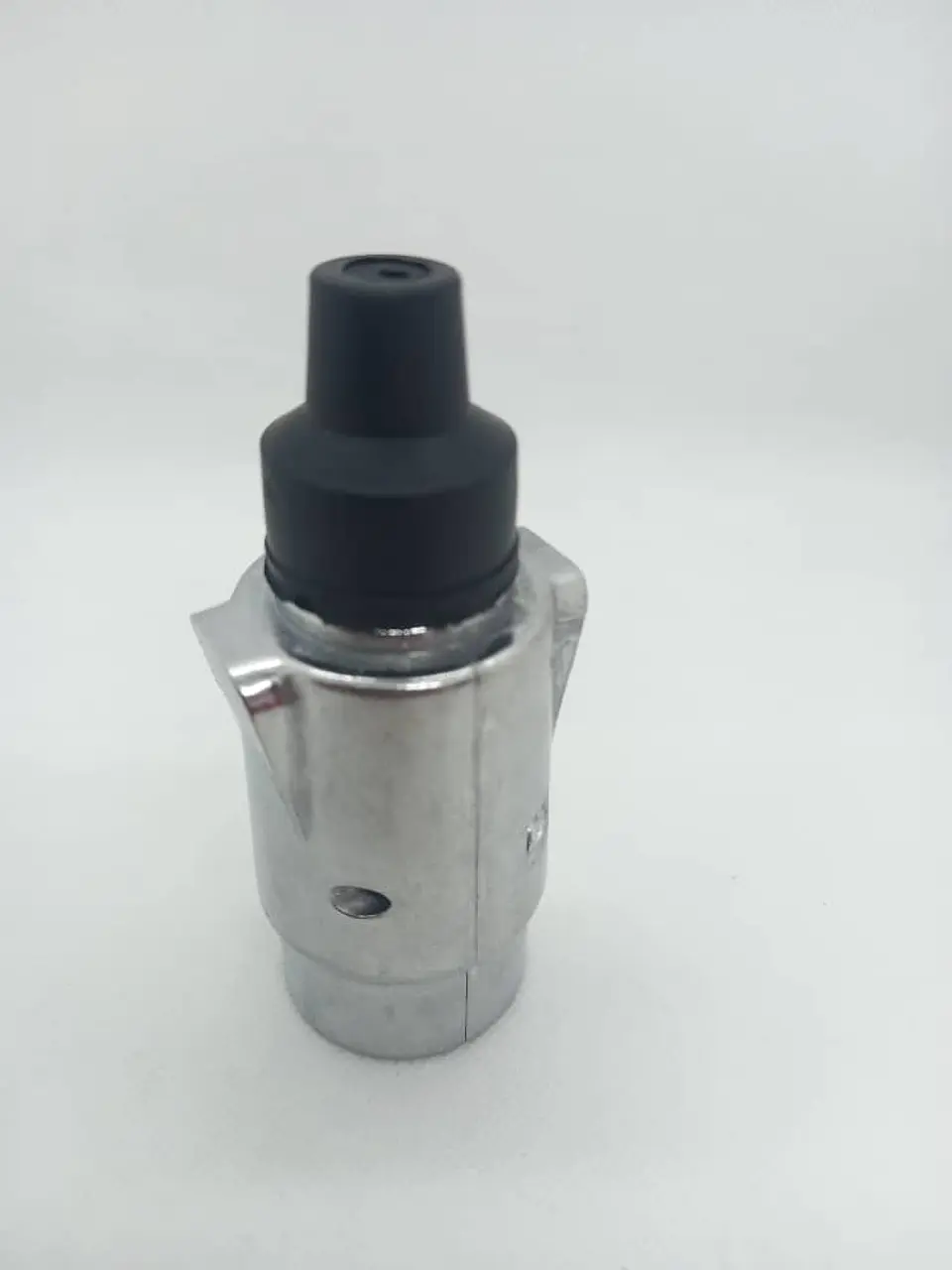 Enchufe macho de aleación de aluminio para carro 5