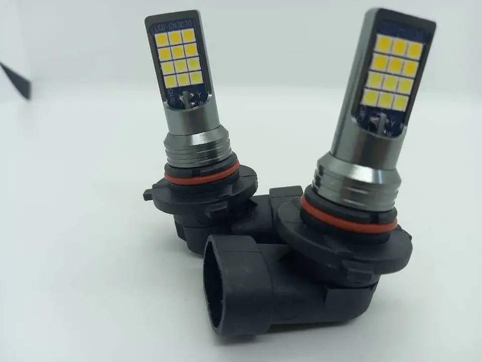 Par ampolletas LED bicolor 9005 4800Lm 12V - Blanco con amarillo 7
