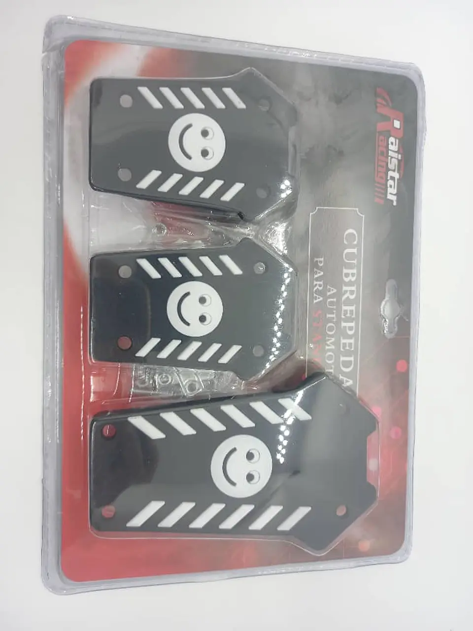 Set cubre pedales carita feliz, 3pzs - Negro/Blanco 5