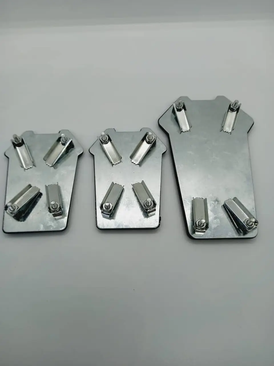 Set cubre pedales carita feliz, 3pzs - Negro/Blanco 8