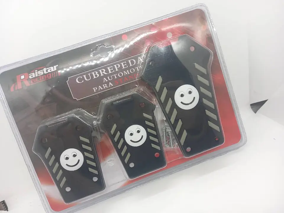 Set cubre pedales carita feliz, 3pzs - Negro/Gris 3