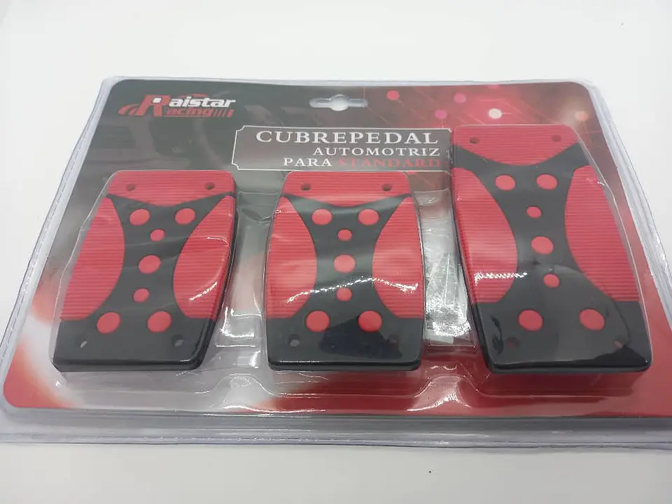 Set cubre pedales de auto, 3pzs aluminio/goma - Negro/Rojo 8