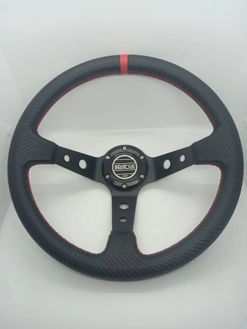 Volante deportivo Sparco 35cm (agujeros) - Centro Negro, línea Roja 9